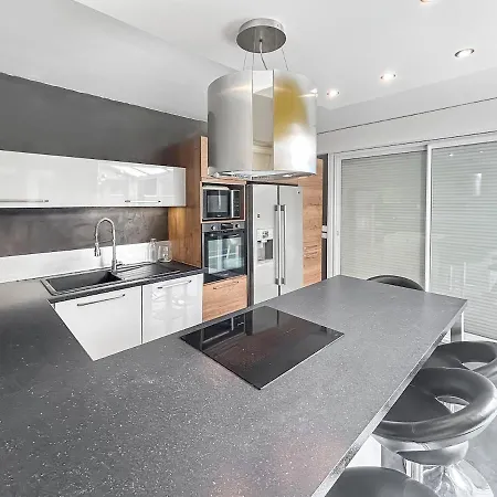 Porte Du Nord A Beaumont Apartman *